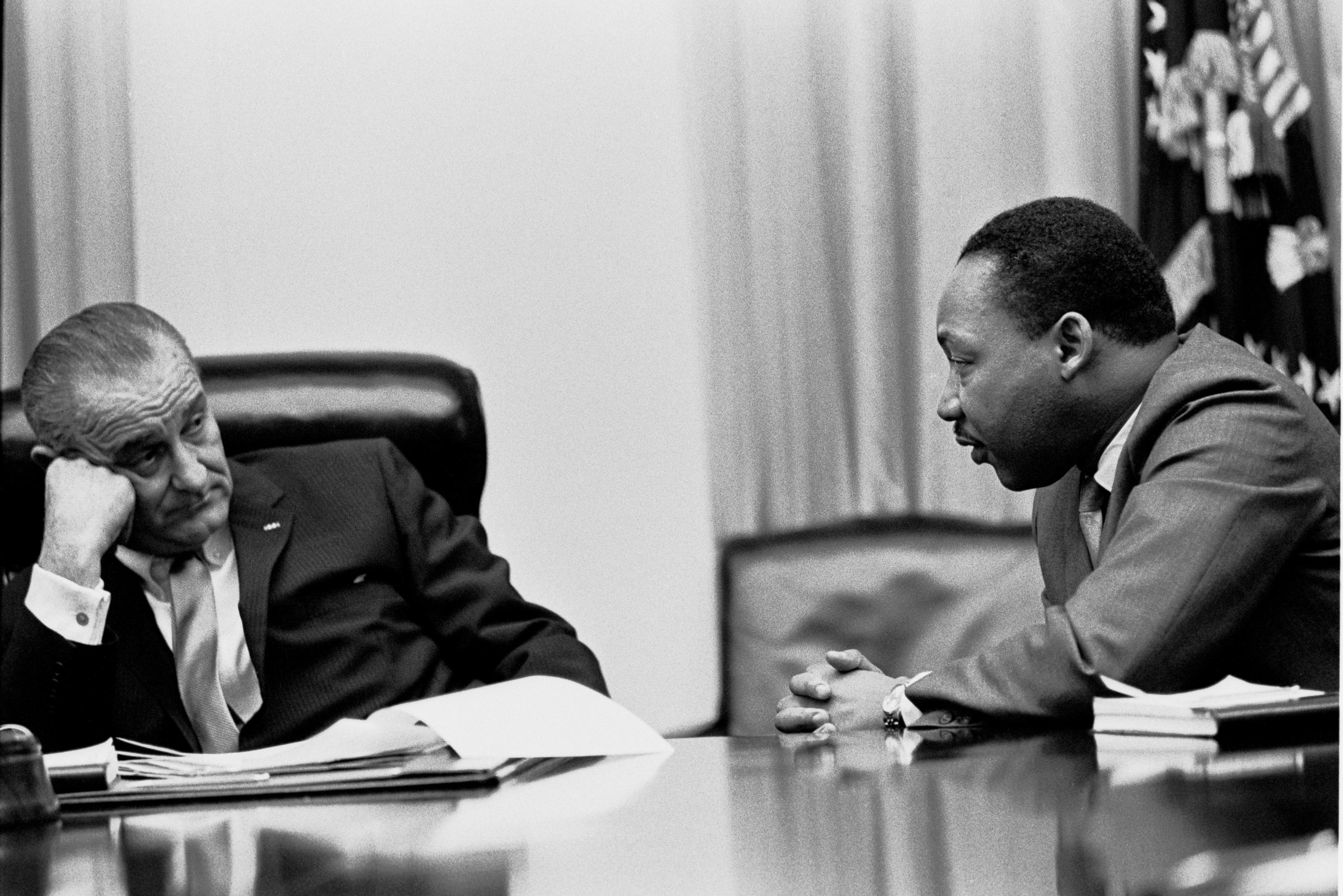 martin_luther_king2c_jr-_and_lyndon_johnson_2